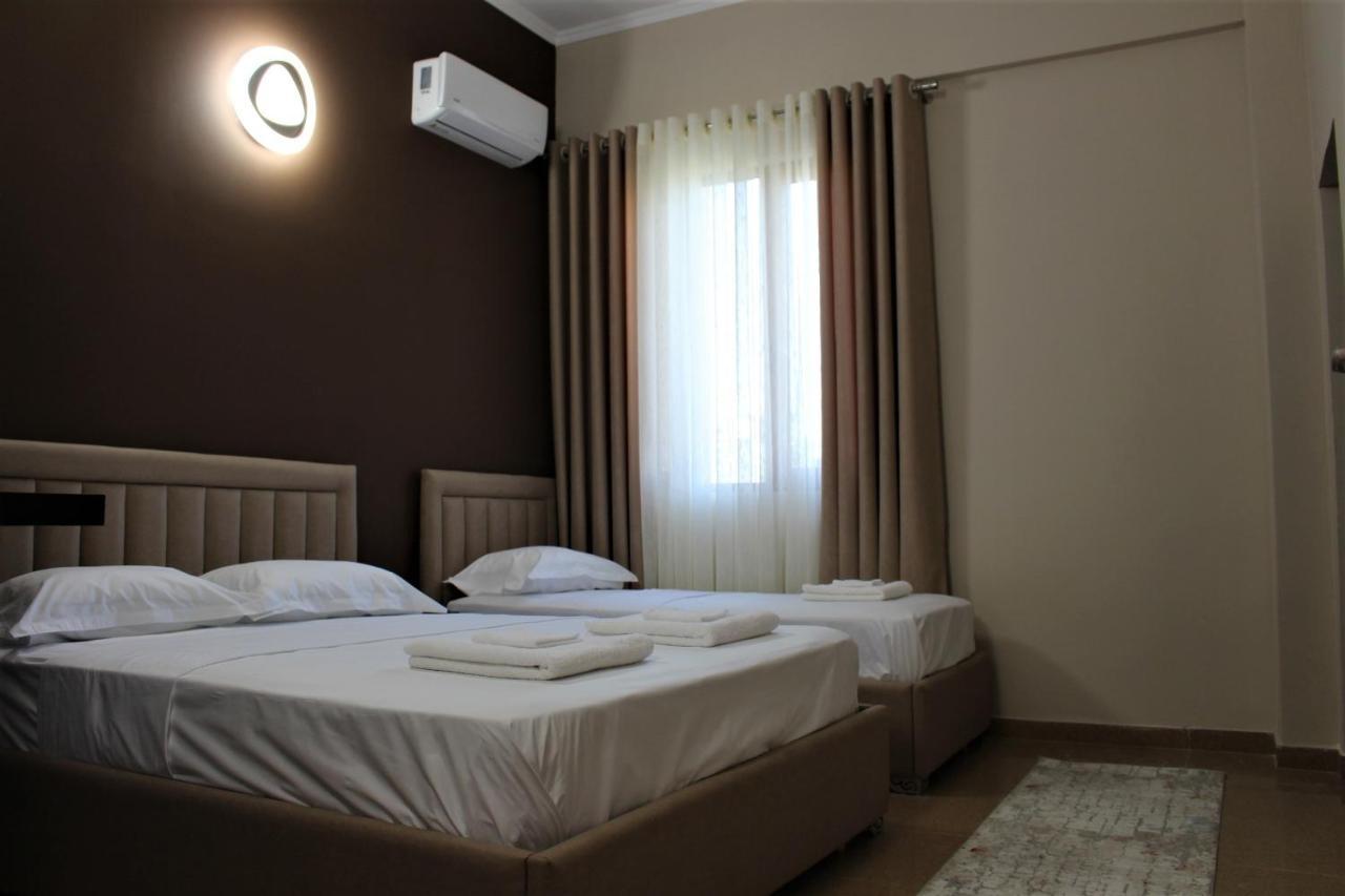 Hotel Vila Maledhi Berat Buitenkant foto