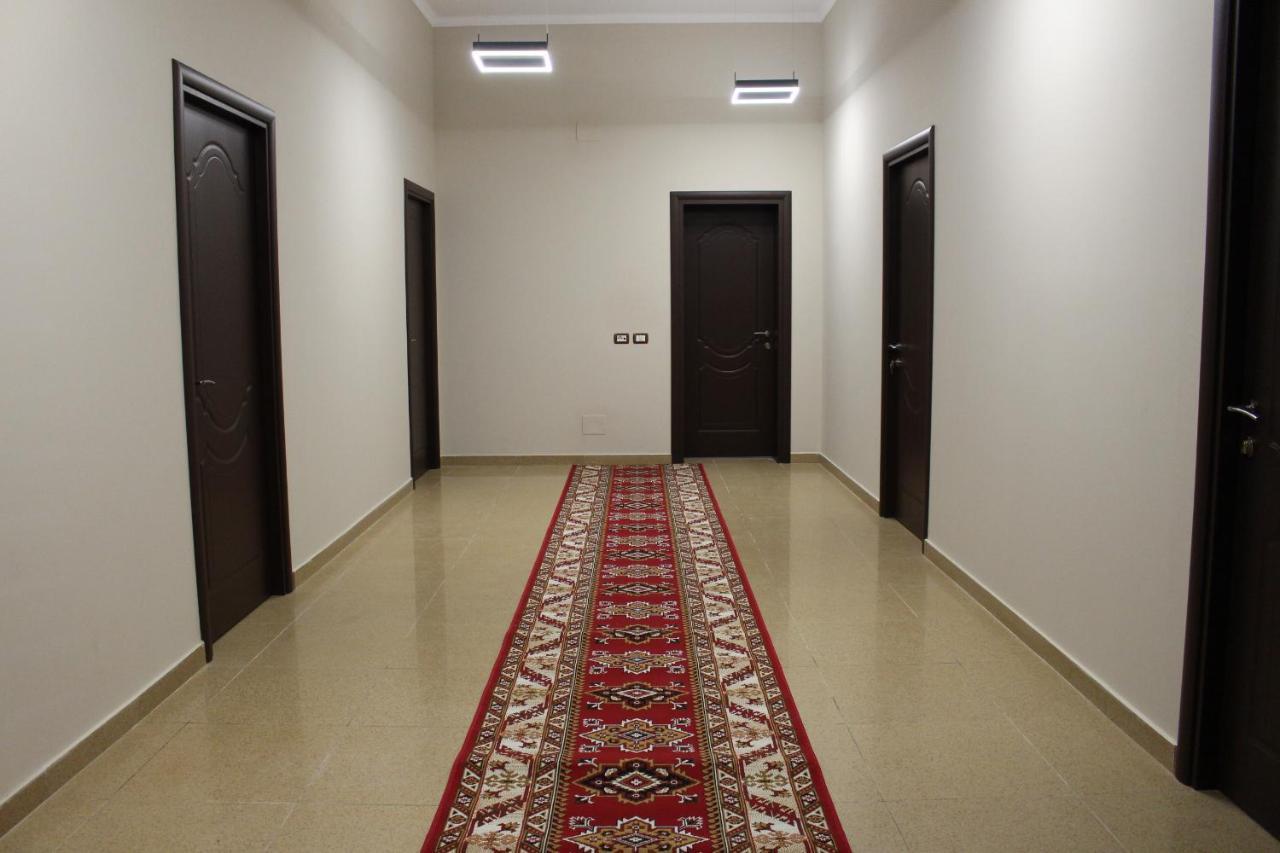 Hotel Vila Maledhi Berat Buitenkant foto